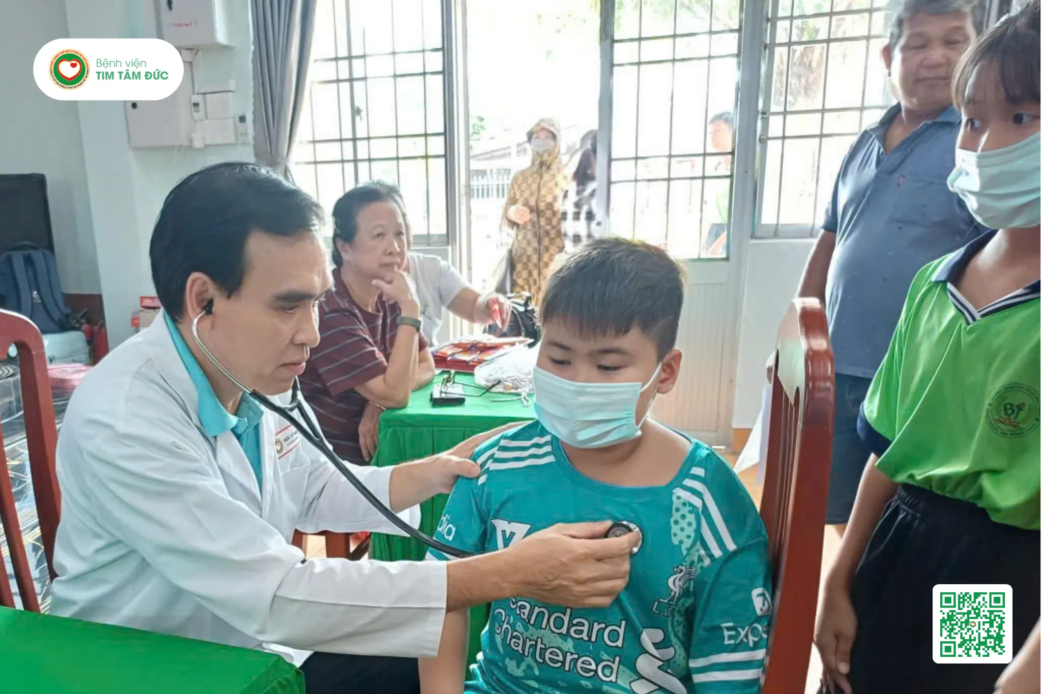 khám sàng lọc bệnh tim bẩm sinh miễn phí với đội ngũ bác sĩ Bệnh viện Tim Tâm Đức