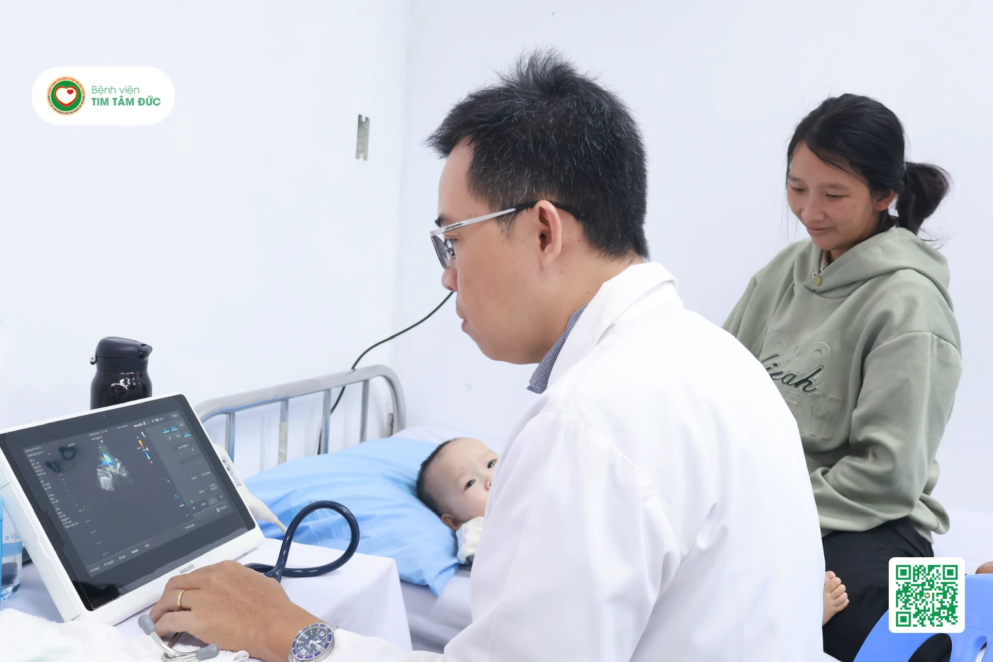 trẻ em và người dân có dấu hiệu nghi ngờ mắc bệnh tim bẩm sinh
