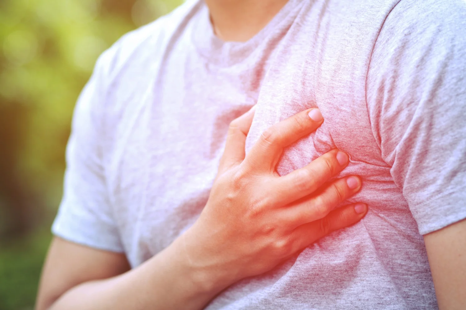 nắng nóng ảnh hưởng người bệnh tim