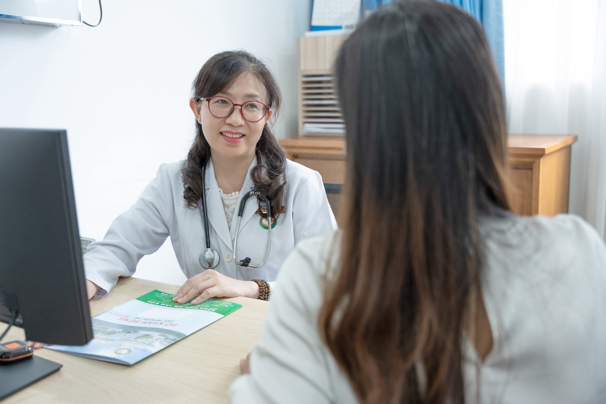 MỖI PHÚT ĐỀU CÓ GIÁ TRỊ: NHẬN BIẾT SỚM VÀ PHÒNG NGỪA ĐỘT QUỴ - Tin tức Tim Tâm Đức