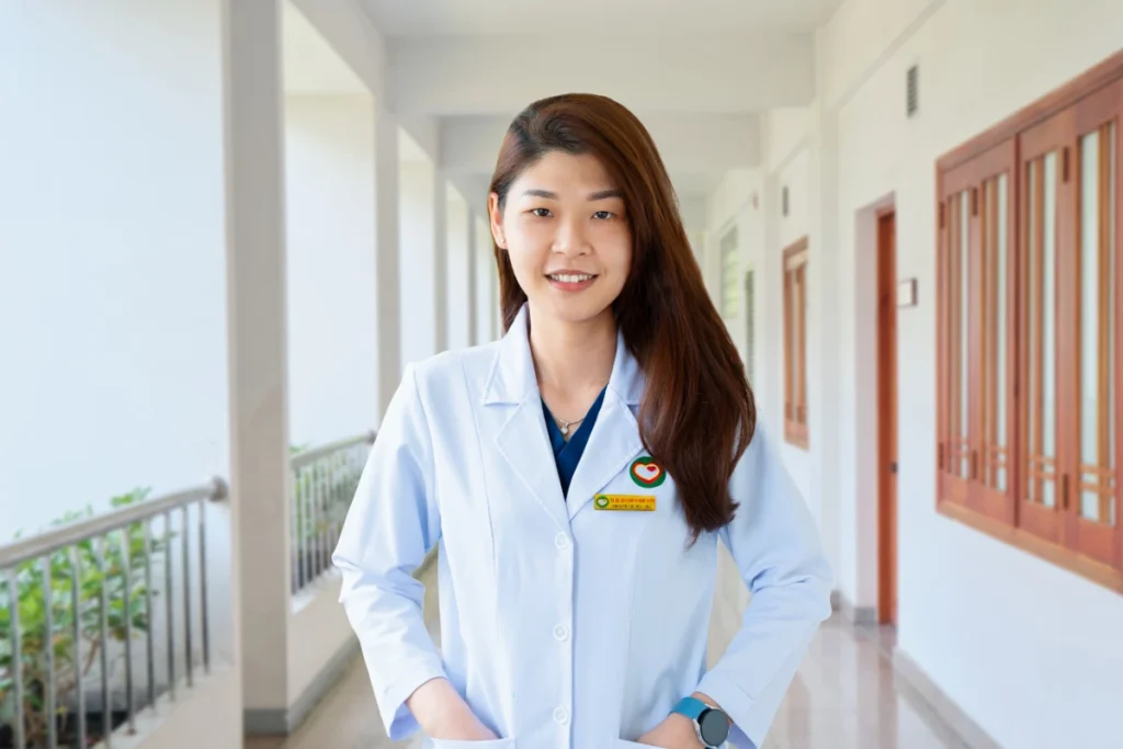 ThS.BS.CKI Huỳnh Thị Ngọc Huyền, Bác sĩ điều trị - Khoa Hồi sức Cấp cứu Nội Tim Mạch