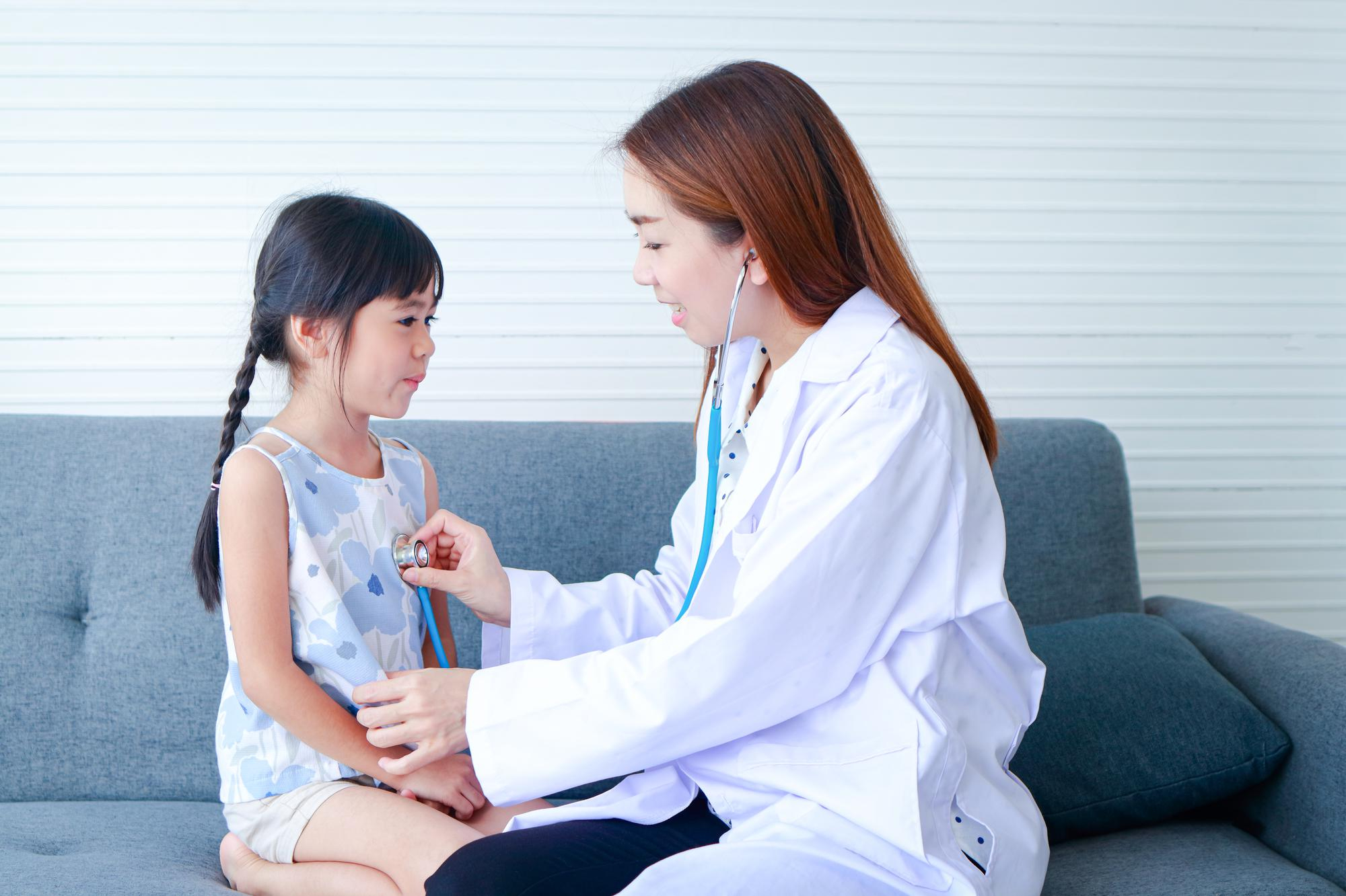 khám sức khoẻ định kỳ cho trẻ em