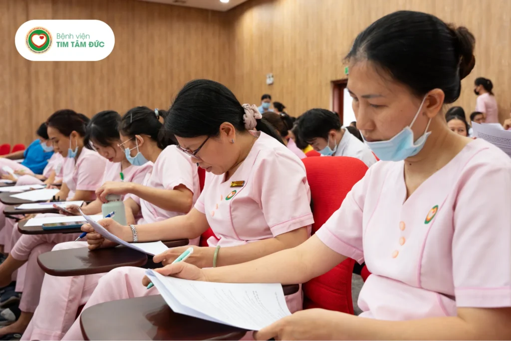 Làm bài trắc nghiệm EQ