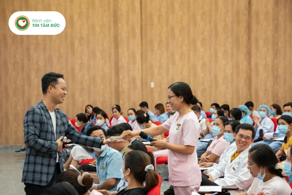Nhận "thông điệp từ vũ trụ"