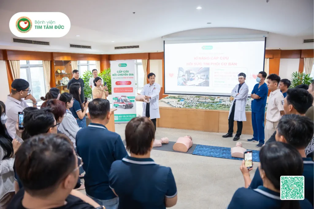 tập huấn cấp cứu hồi sức tim phổi