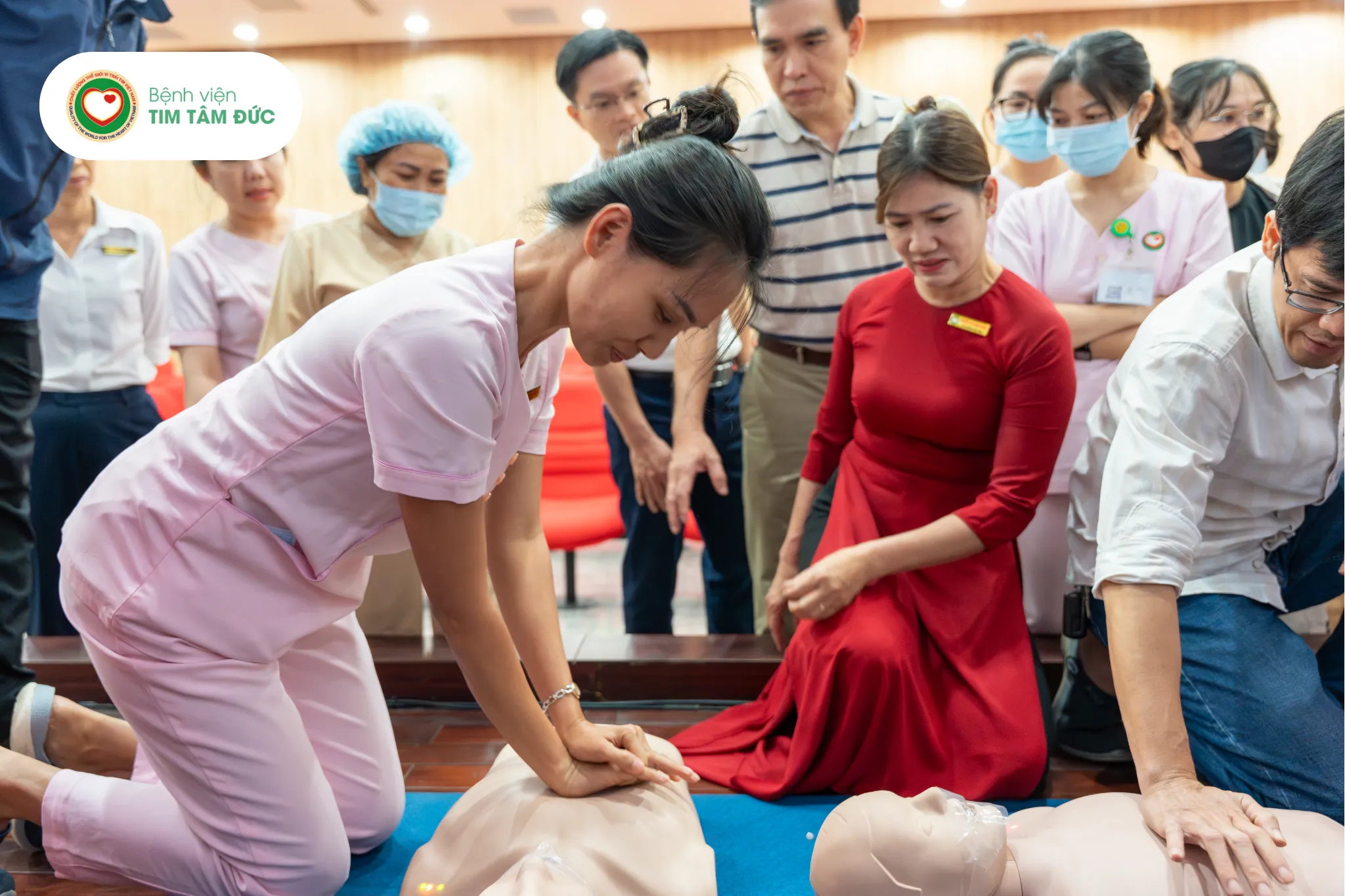 Nhân viên các phòng ban Tâm Đức tham gia tập huấn.