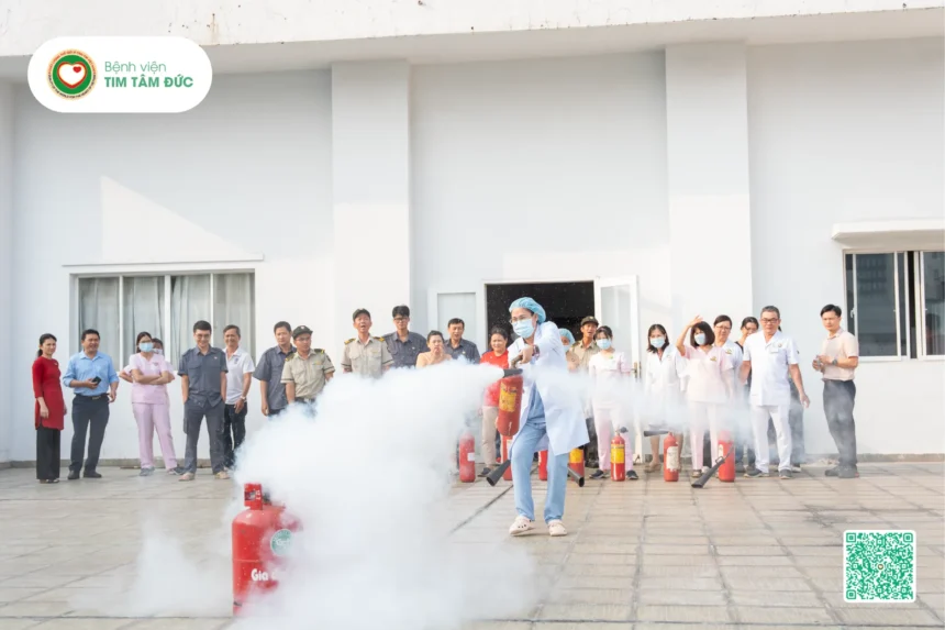 Tâm Đức tổ chức Tập huấn & Diễn tập Phòng cháy chữa cháy năm 2025