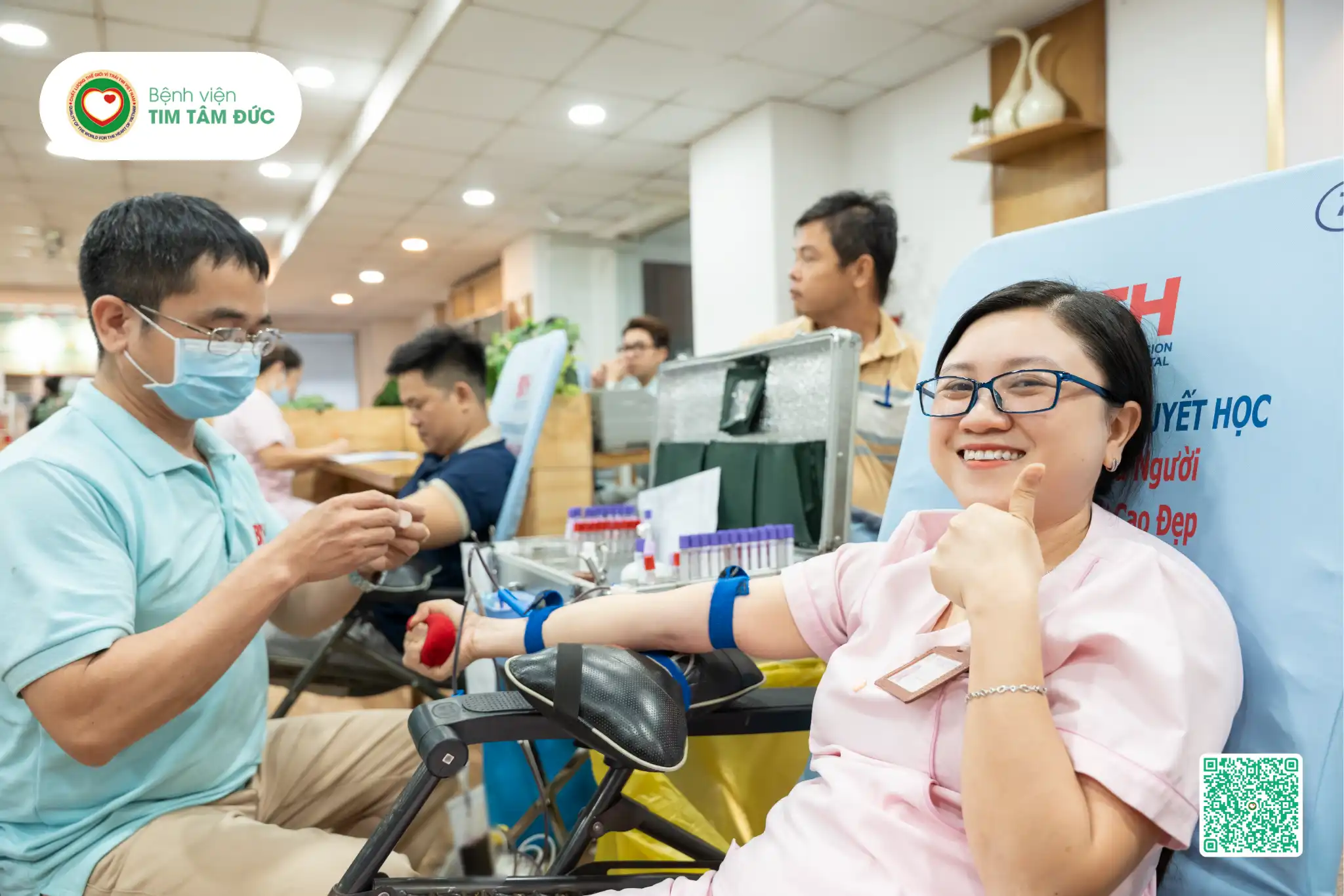 hiến máu nhân đạo