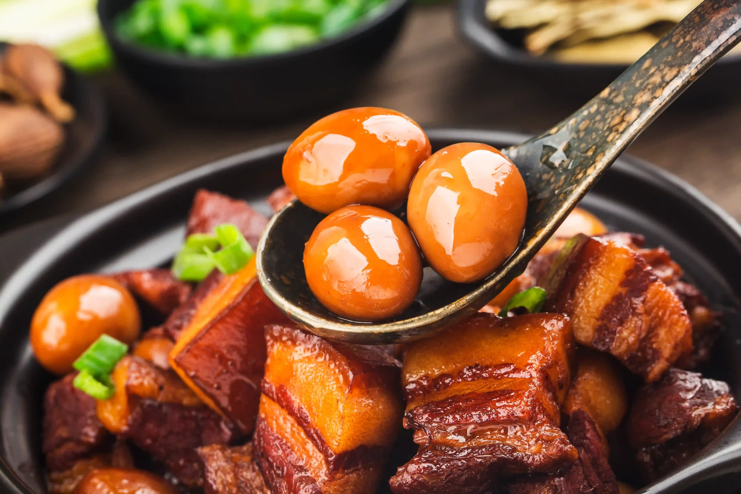 thịt kho trứng ngày Tết